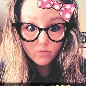 Meet your Posher, Becky